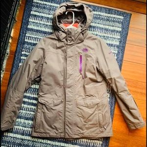 Womens double layered Northface Jacket!